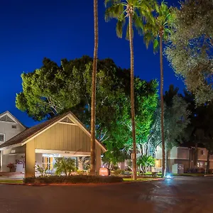 Residence Inn Phoenix Hotel